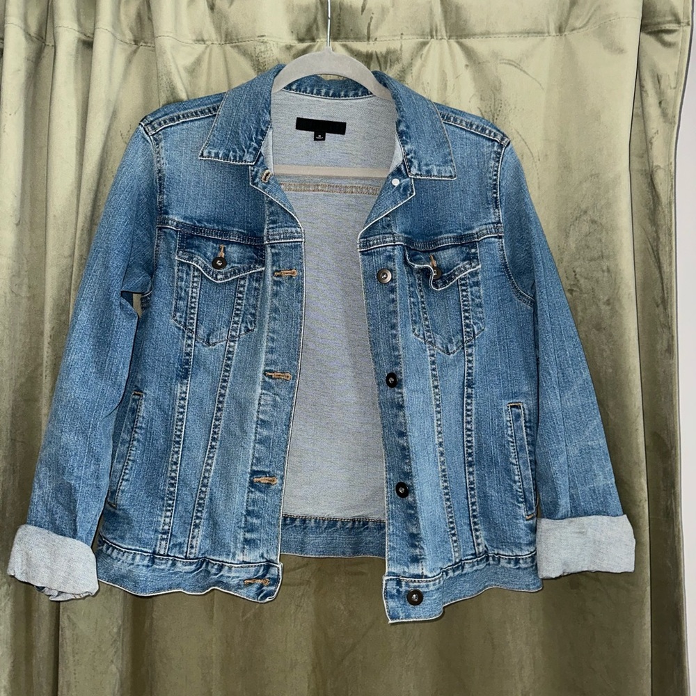 Fitted Blue Denim Jacket